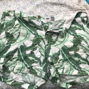 Old Navy Bermuda patterned shorts:) worn once